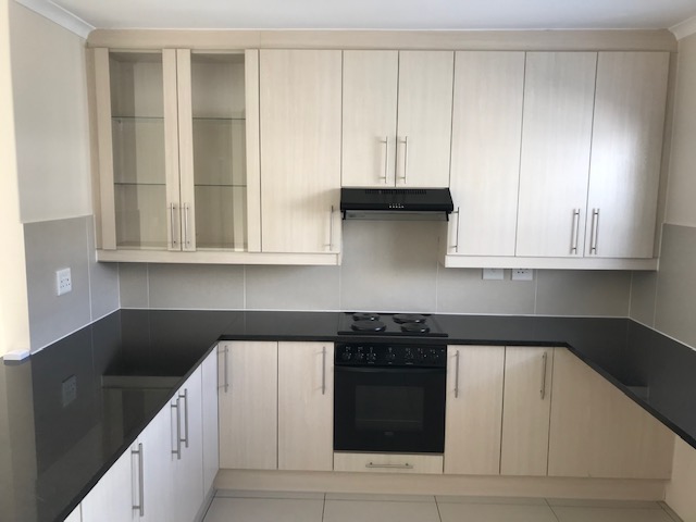 To Let 3 Bedroom Property for Rent in Sunningdale Western Cape